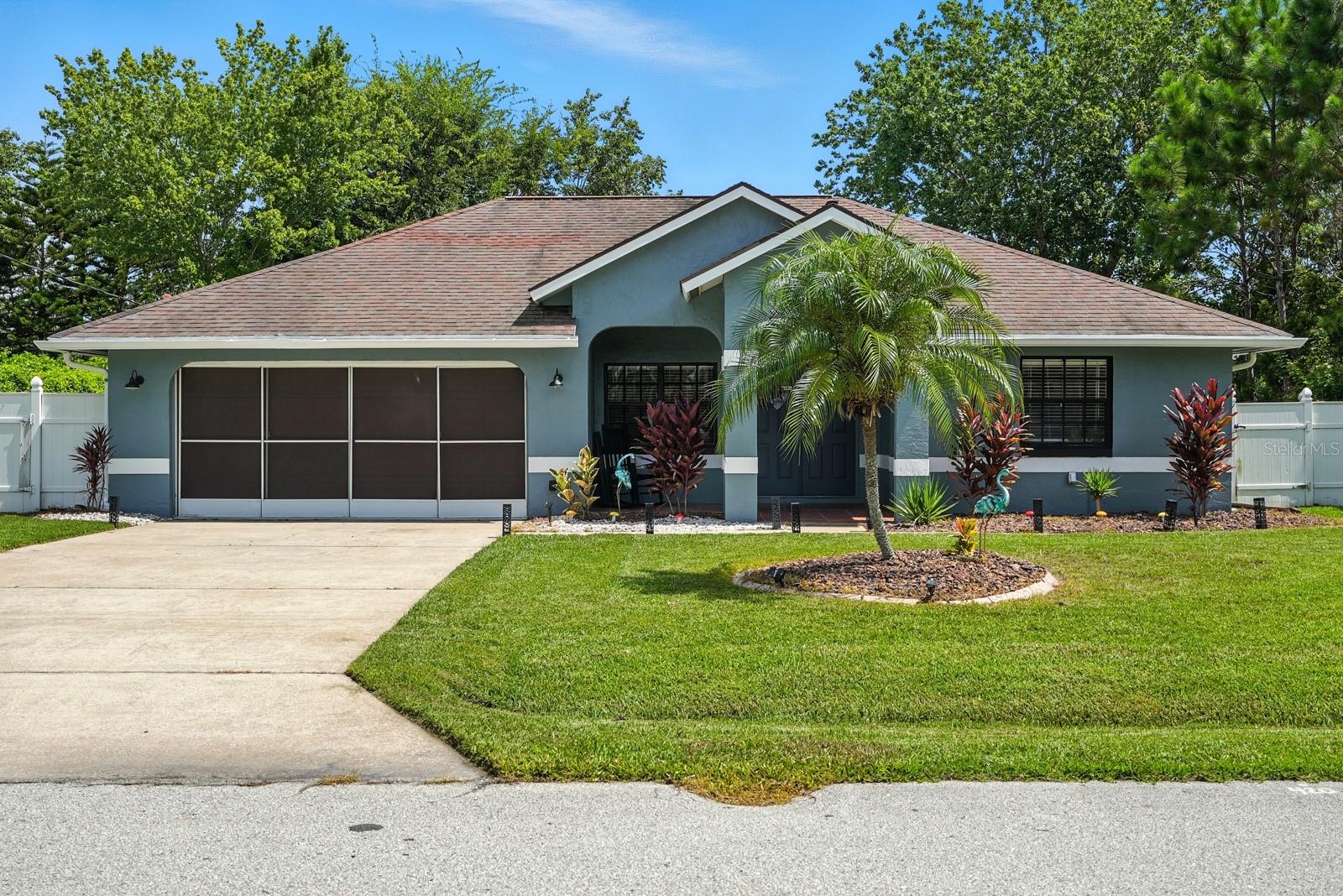 Image 4 of 37 For 86 Bayside Drive