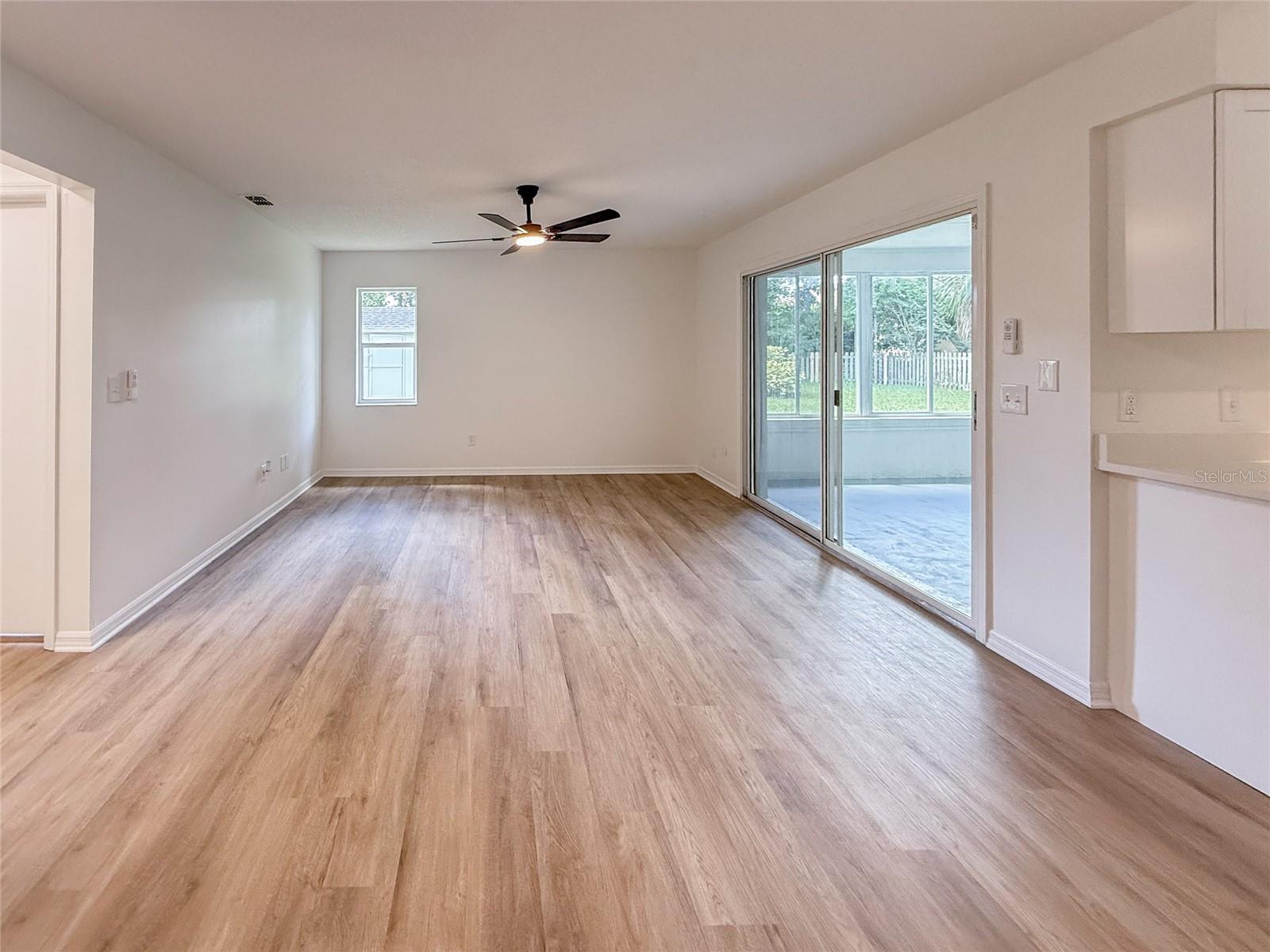 Image 19 of 63 For 32 Barrister Lane