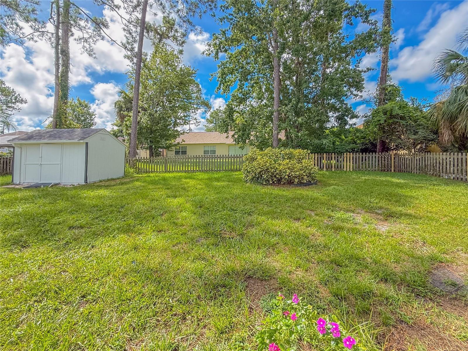 Image 60 of 63 For 32 Barrister Lane