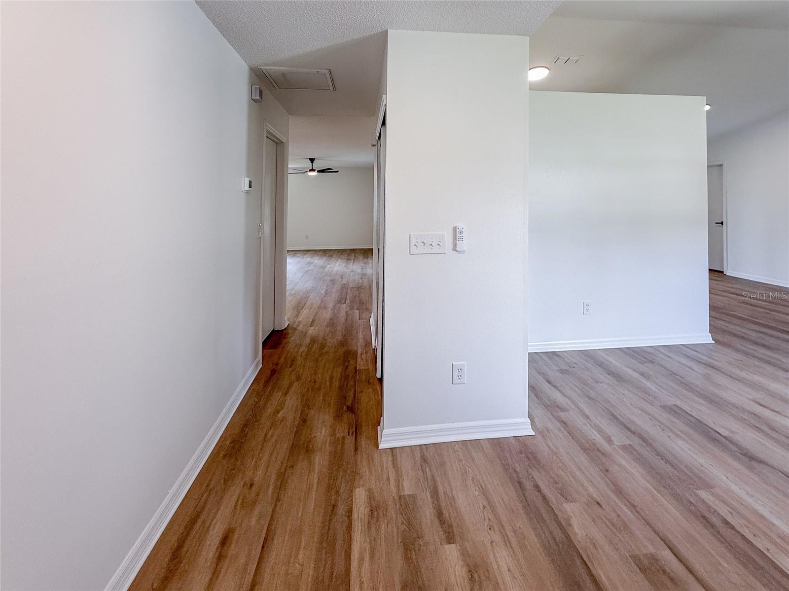 Image 8 of 63 For 32 Barrister Lane