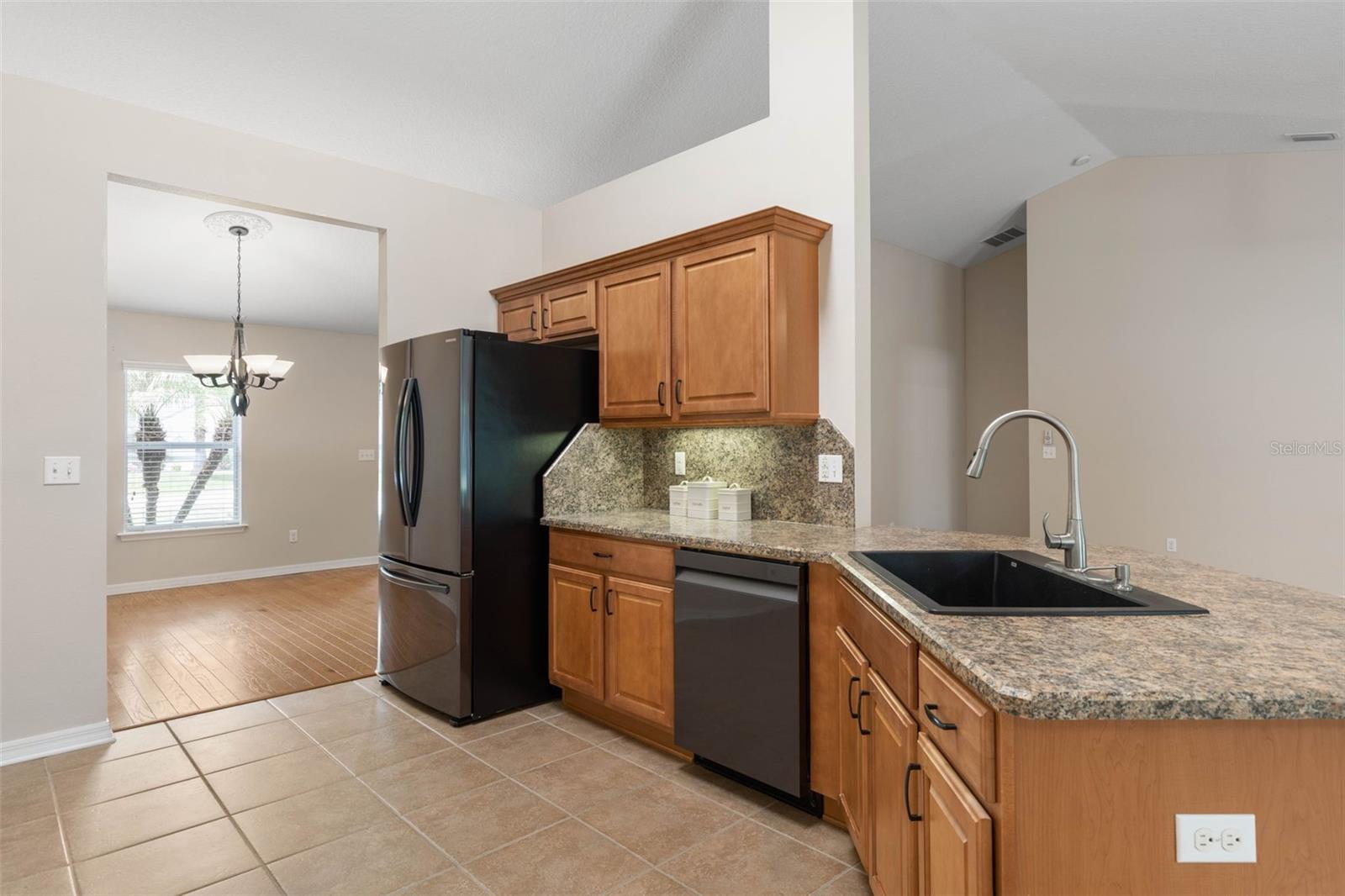 Image 14 of 61 For 105 Woodside Drive