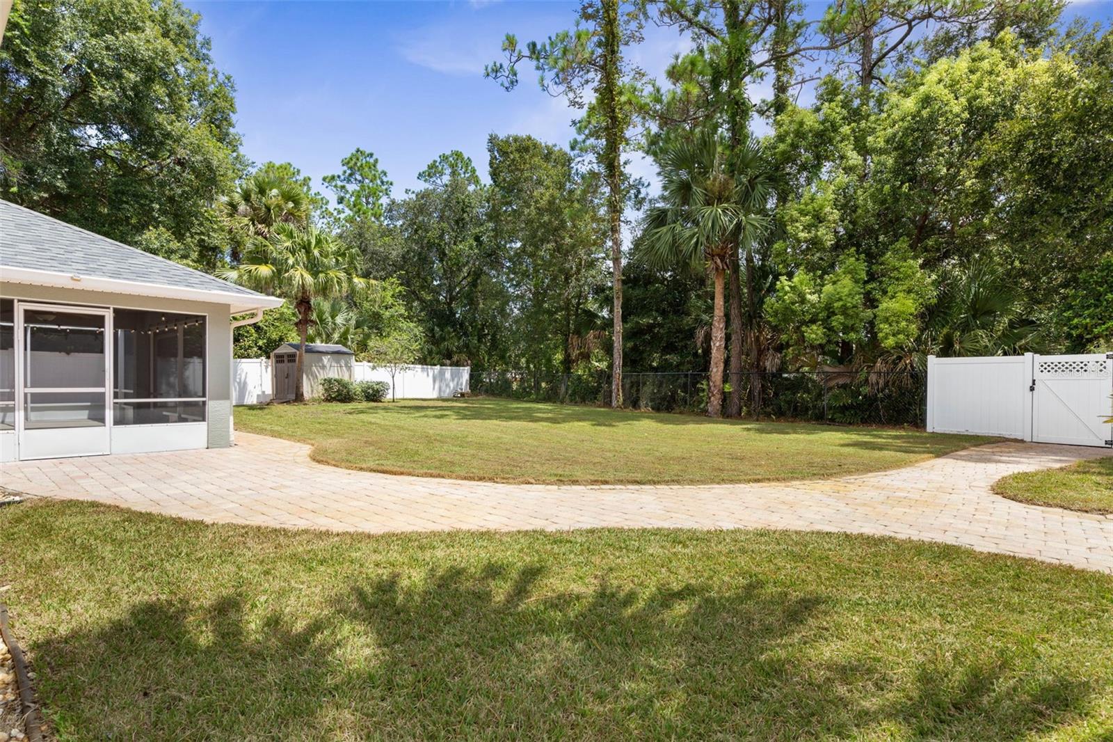 Image 44 of 61 For 105 Woodside Drive