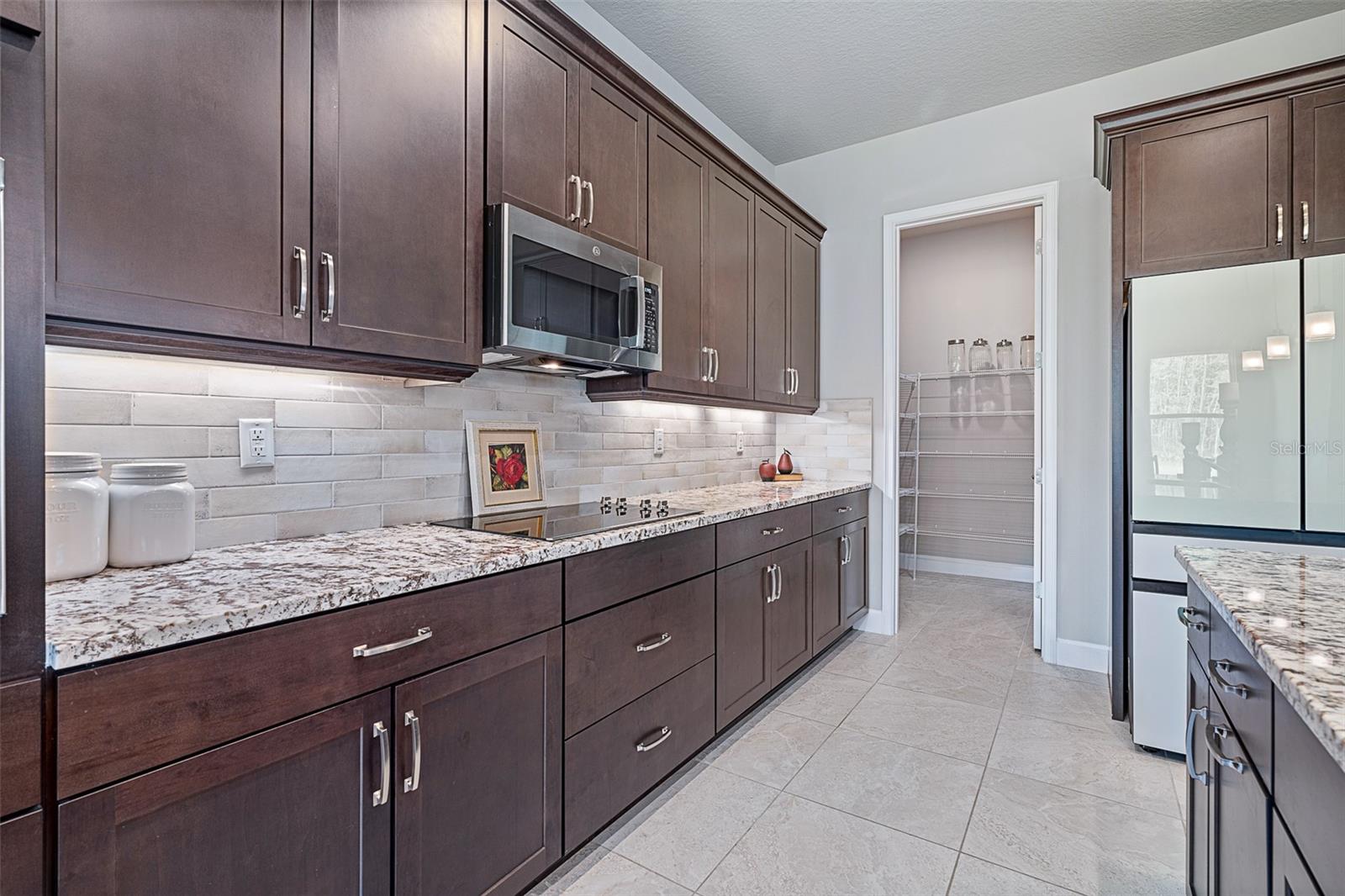 Image 14 of 79 For 380 Stirling Bridge Drive