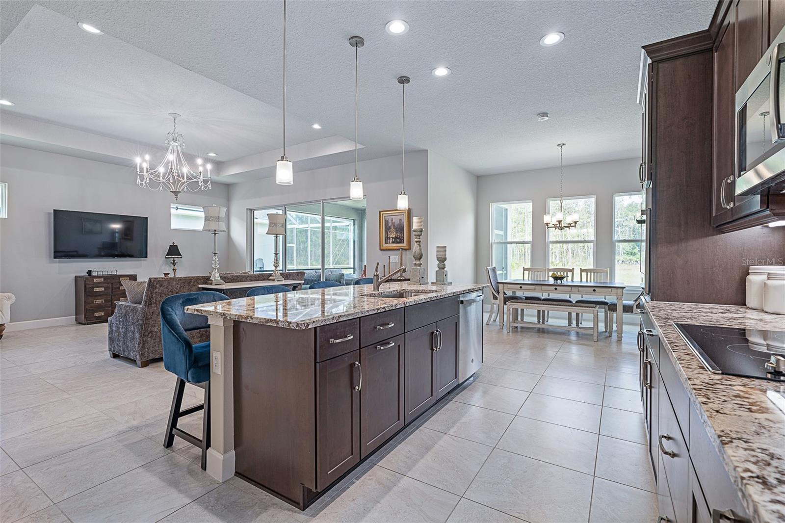 Image 15 of 79 For 380 Stirling Bridge Drive