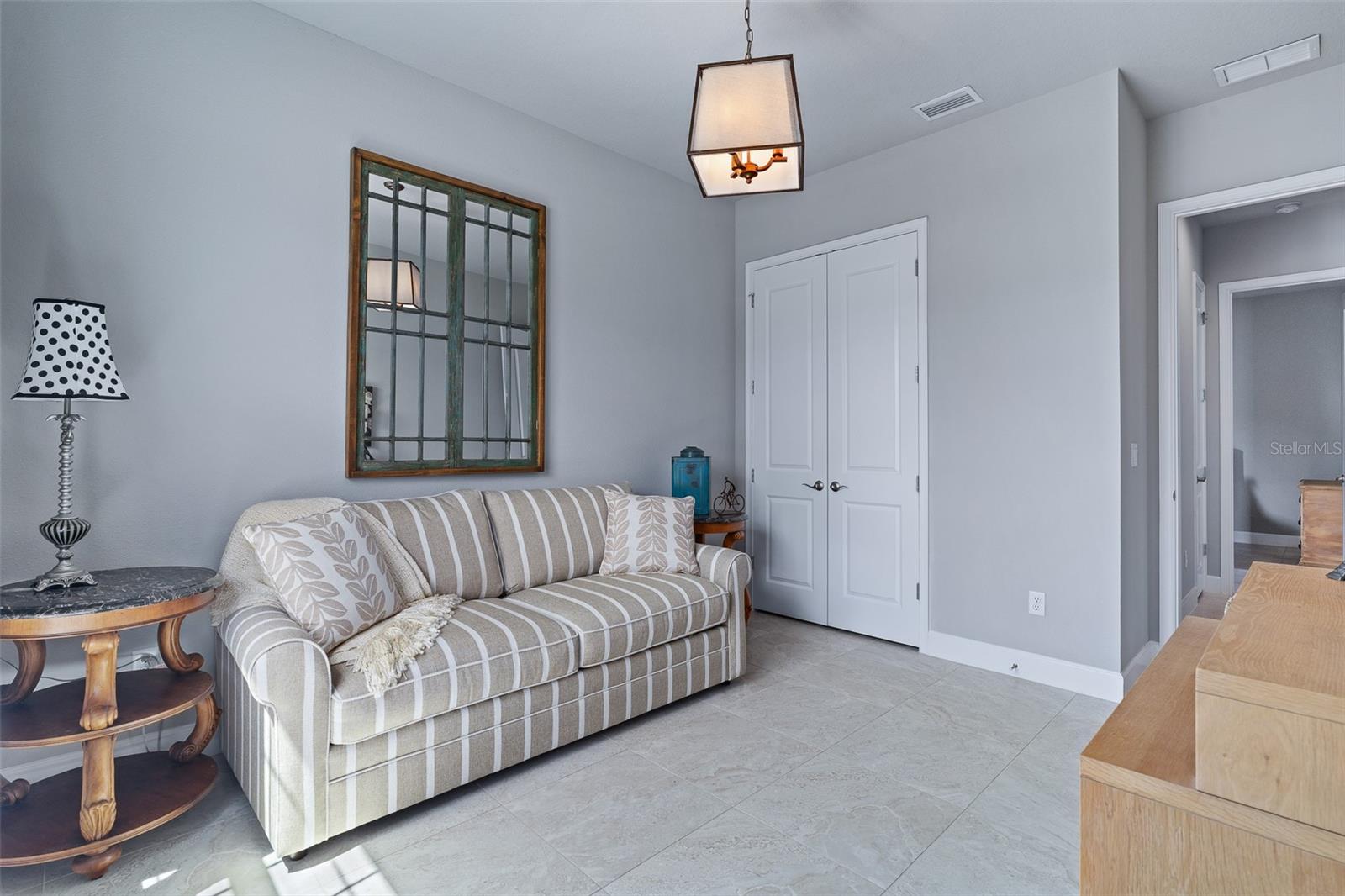 Image 28 of 79 For 380 Stirling Bridge Drive