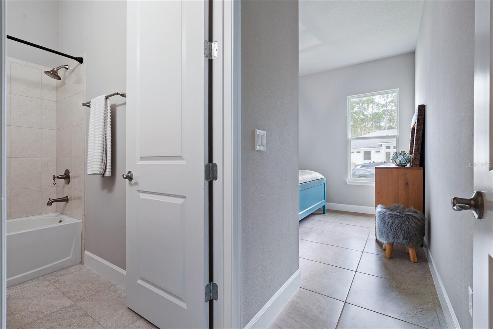 Image 34 of 79 For 380 Stirling Bridge Drive