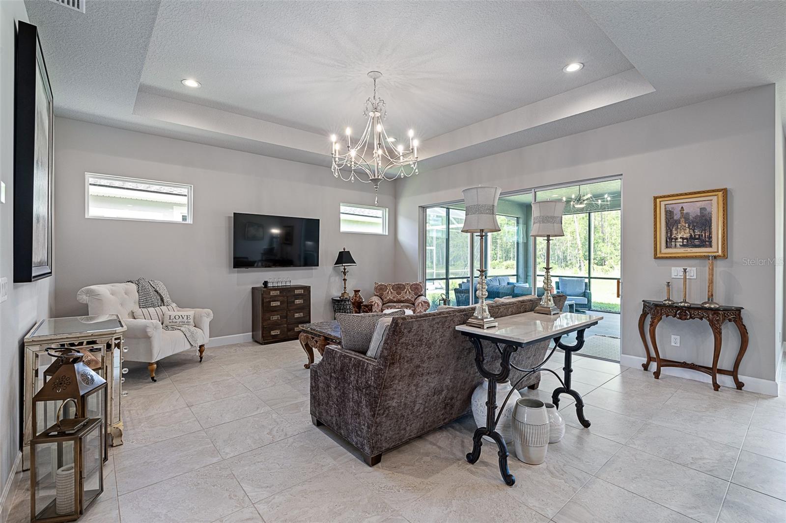 Image 5 of 79 For 380 Stirling Bridge Drive