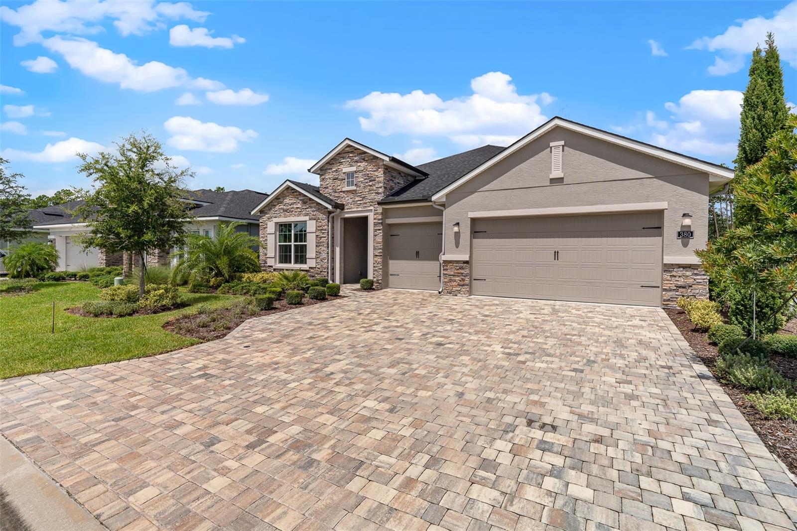 Image 54 of 79 For 380 Stirling Bridge Drive