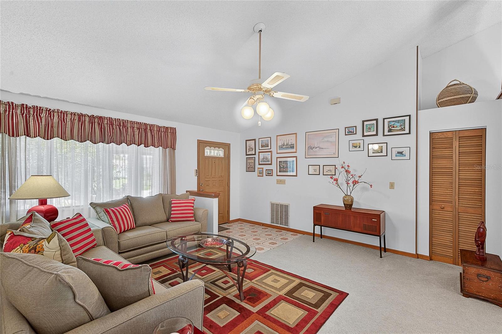 Image 11 of 80 For 62 Foster Lane