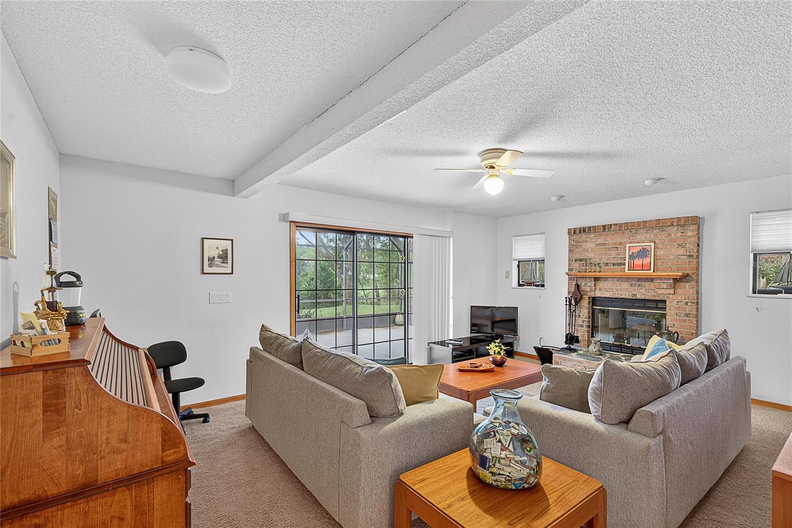 Image 18 of 80 For 62 Foster Lane