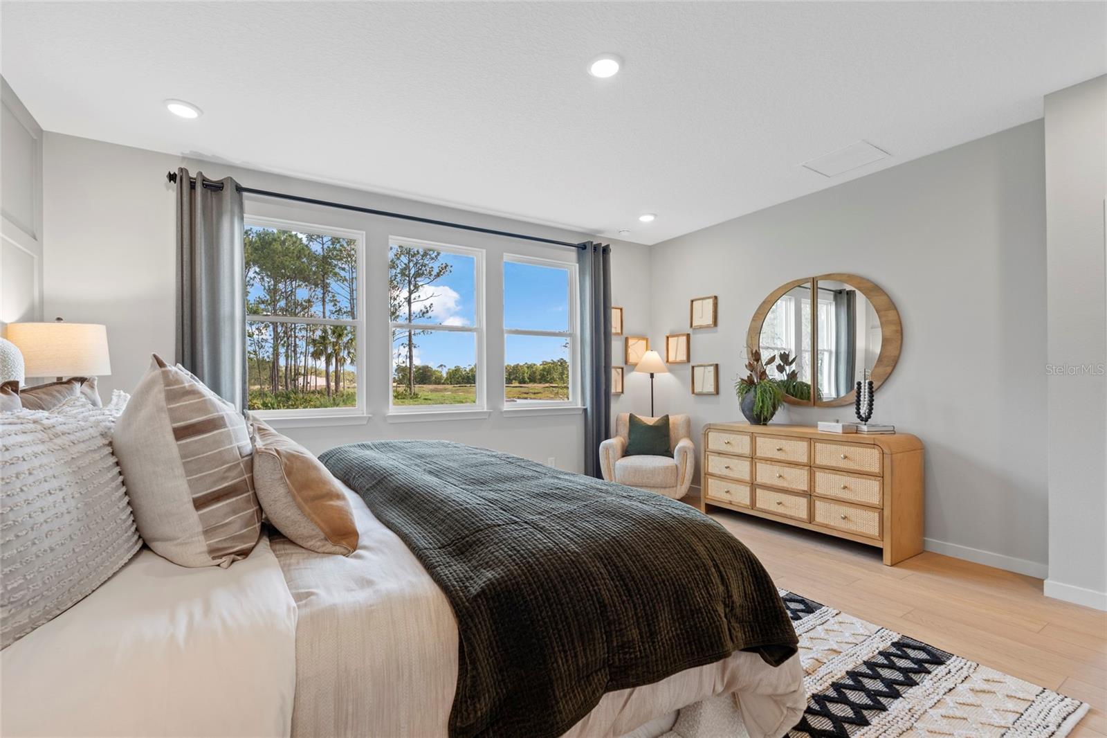Image 10 of 40 For 7 Perseus Avenue