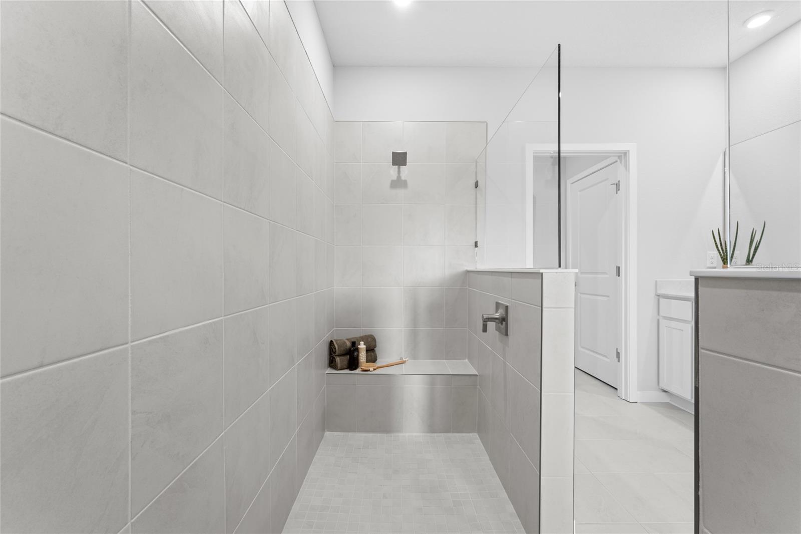 Image 33 of 43 For 63 Pegasus Road