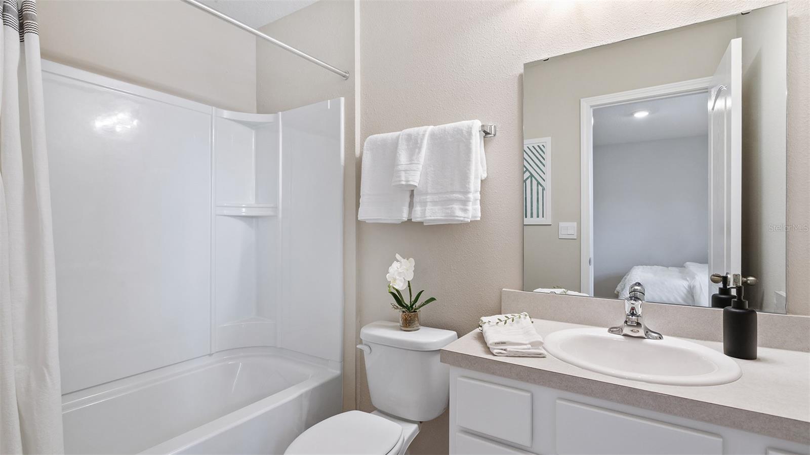 Image 13 of 45 For 73 Blue Haven Road