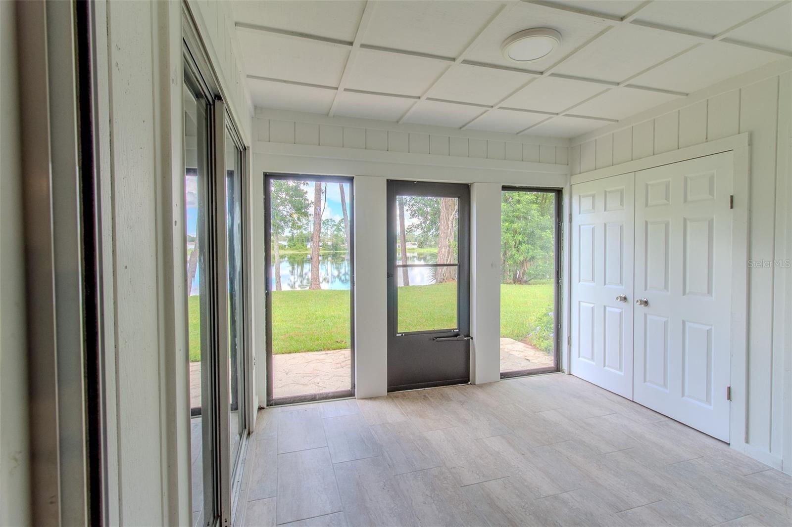 Image 20 of 24 For 26 Kings Colony Court