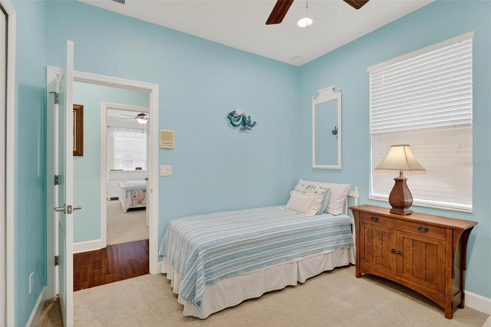 Image 14 of 60 For 425 Champion Ridge Drive