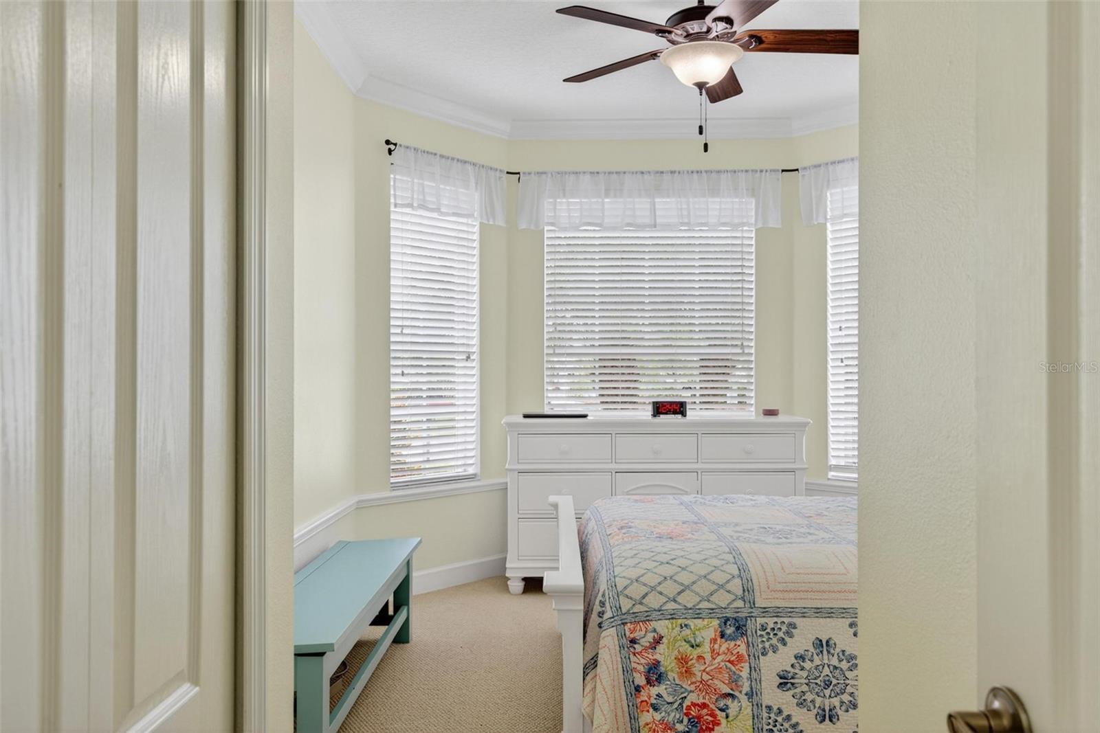 Image 15 of 60 For 425 Champion Ridge Drive