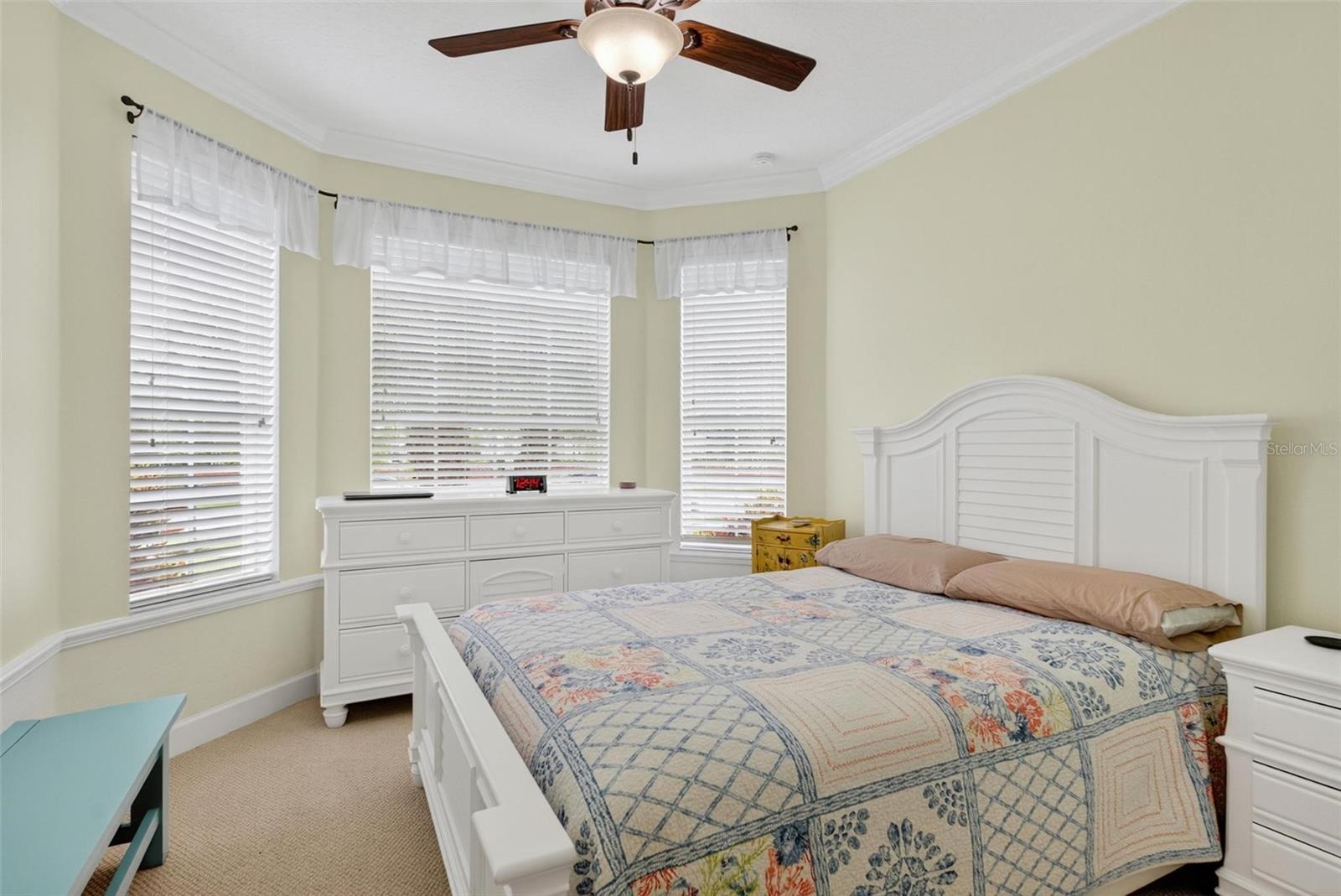 Image 16 of 60 For 425 Champion Ridge Drive