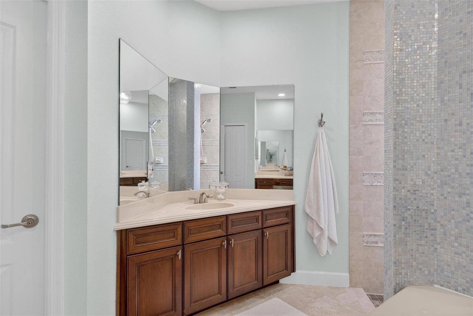 Image 45 of 60 For 425 Champion Ridge Drive