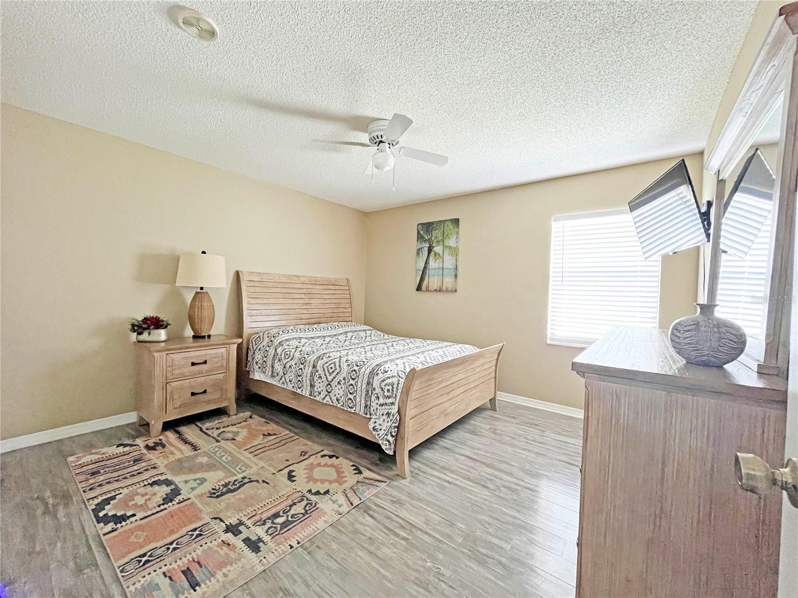 Image 20 of 34 For 62 Whippoorwill Drive