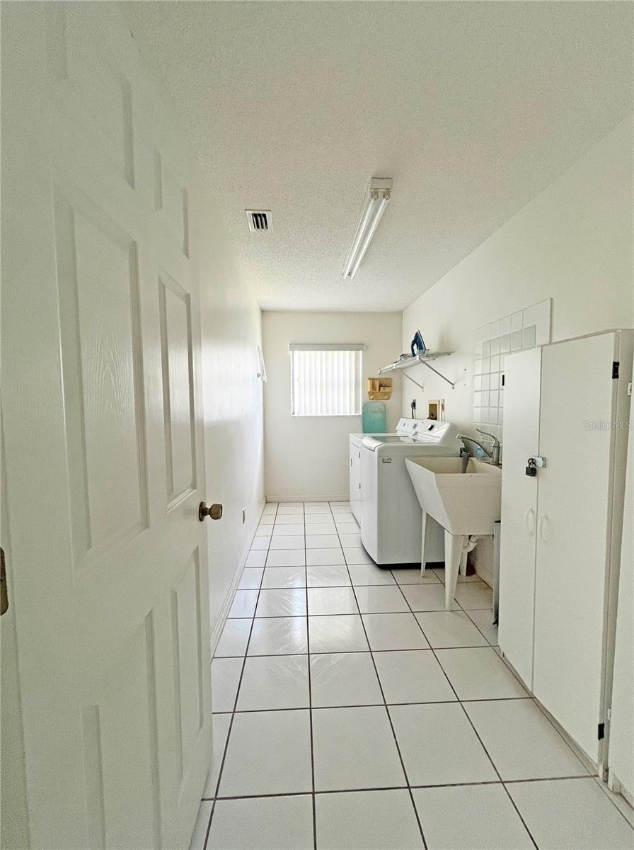 Image 25 of 34 For 62 Whippoorwill Drive