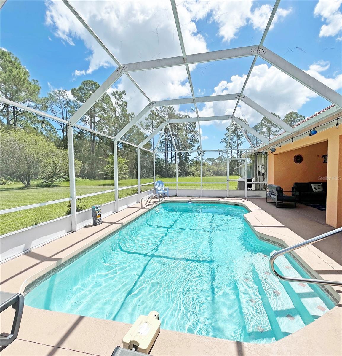 Image 4 of 34 For 62 Whippoorwill Drive