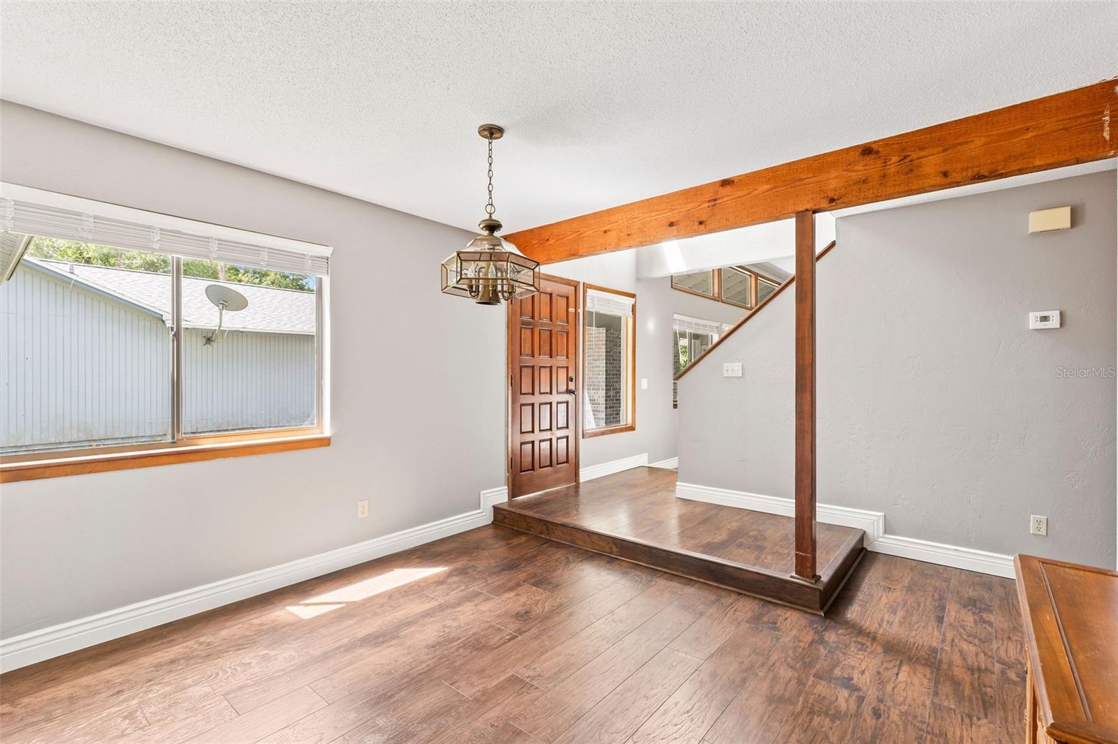 Image 11 of 72 For 291 Millview Court
