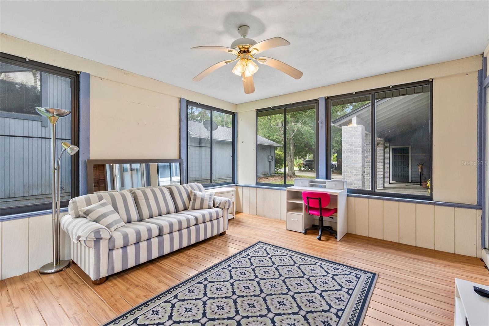 Image 18 of 72 For 291 Millview Court