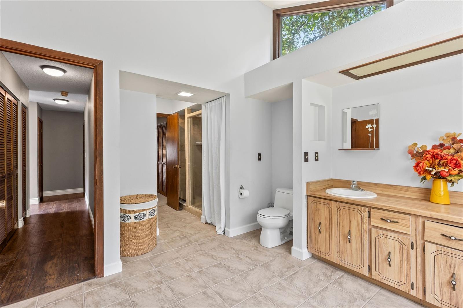 Image 27 of 72 For 291 Millview Court