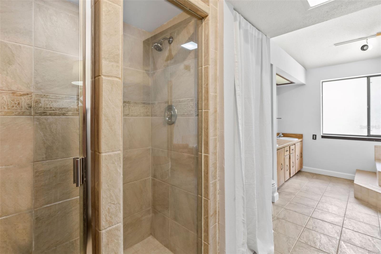 Image 29 of 72 For 291 Millview Court