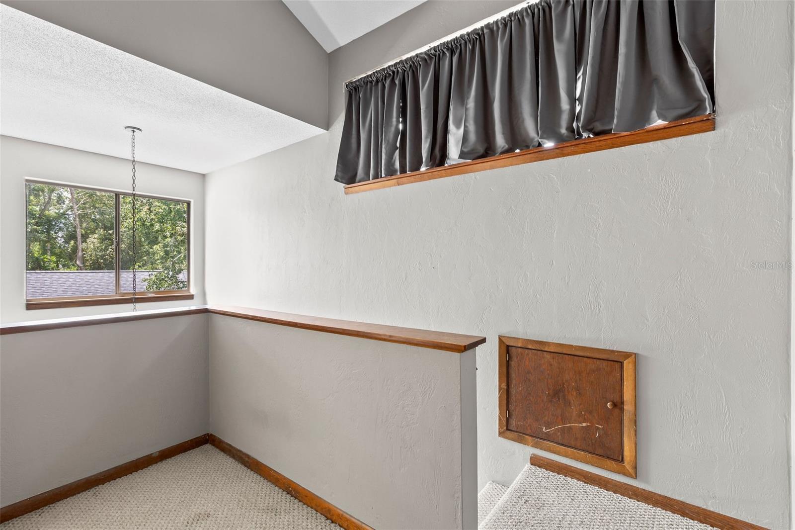 Image 35 of 72 For 291 Millview Court