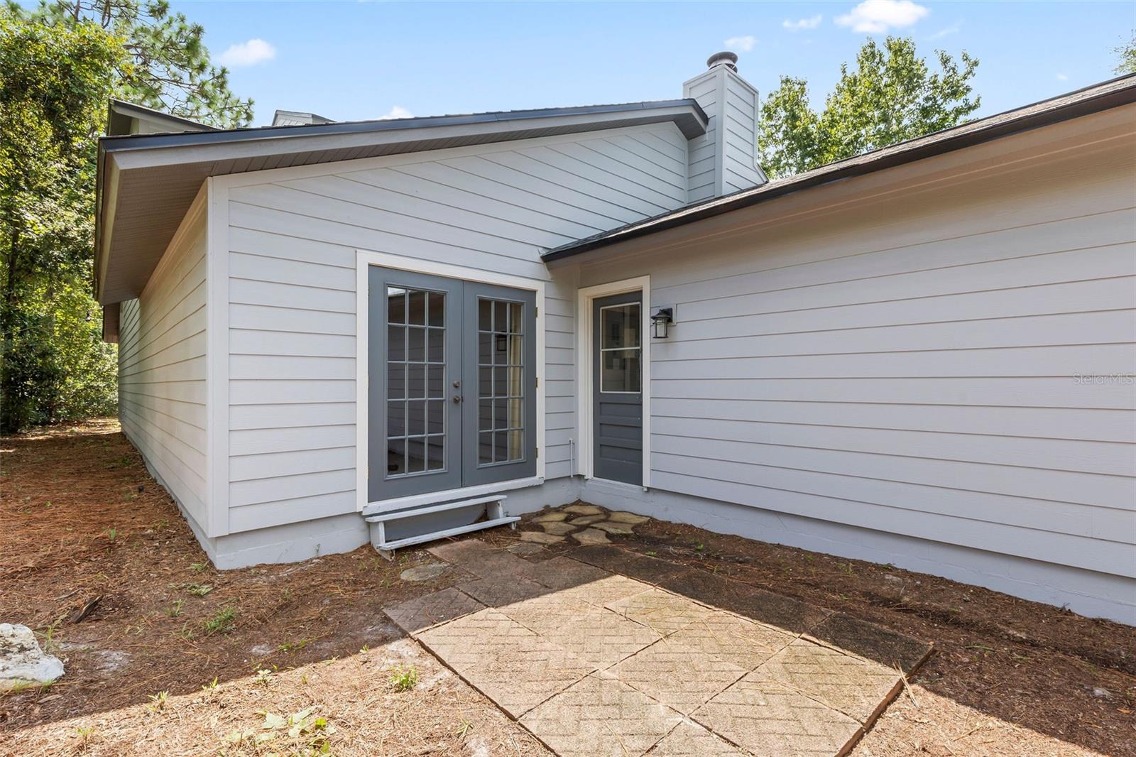 Image 40 of 72 For 291 Millview Court