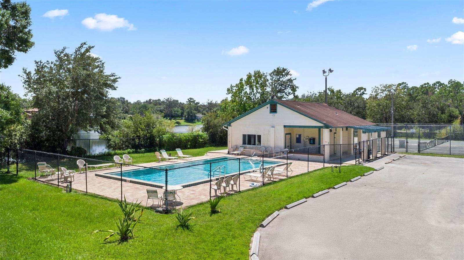 Image 47 of 72 For 291 Millview Court