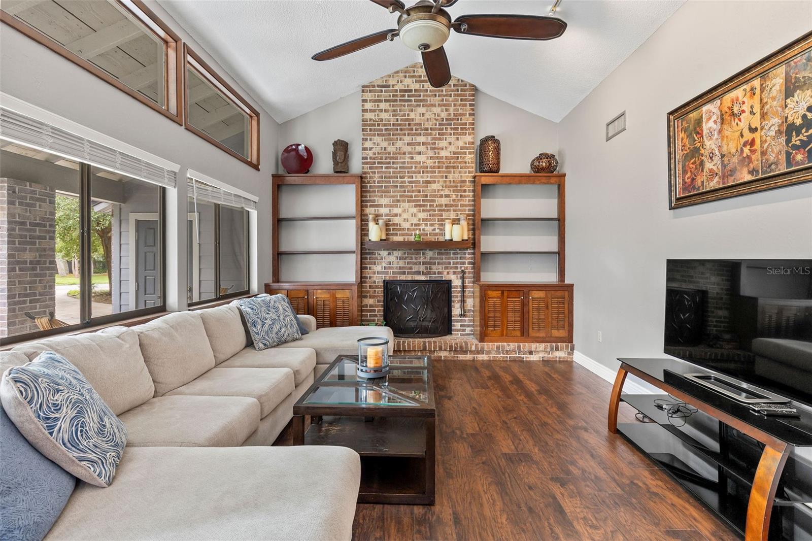 Image 5 of 72 For 291 Millview Court