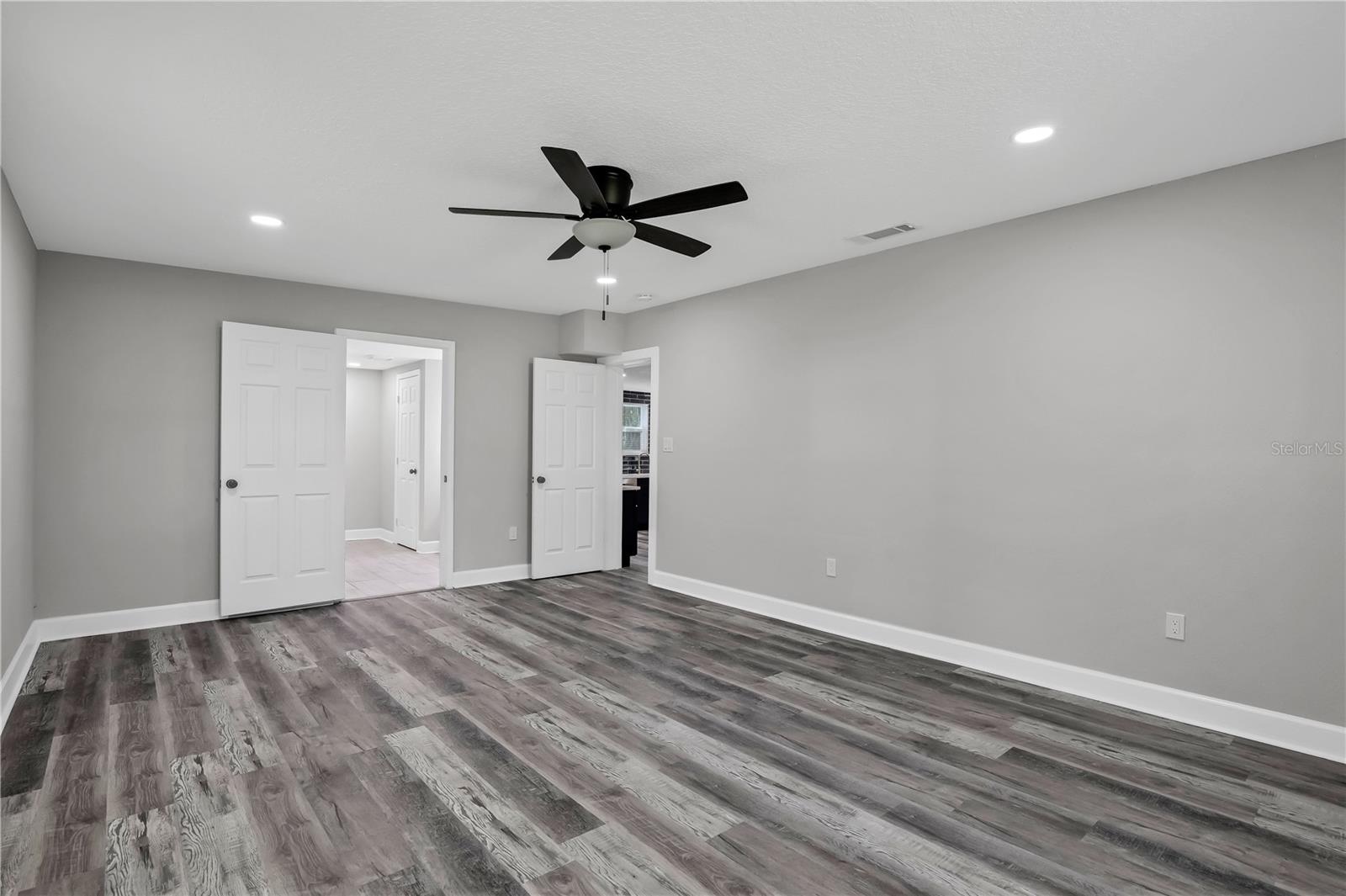 Image 23 of 46 For 316 Cypress Avenue
