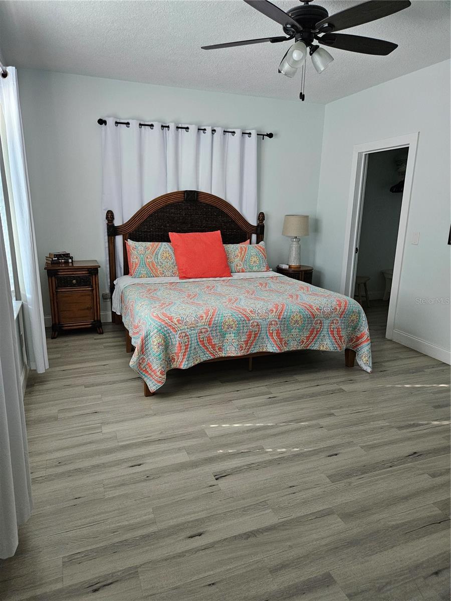 Image 11 of 31 For 42 Menendez Road
