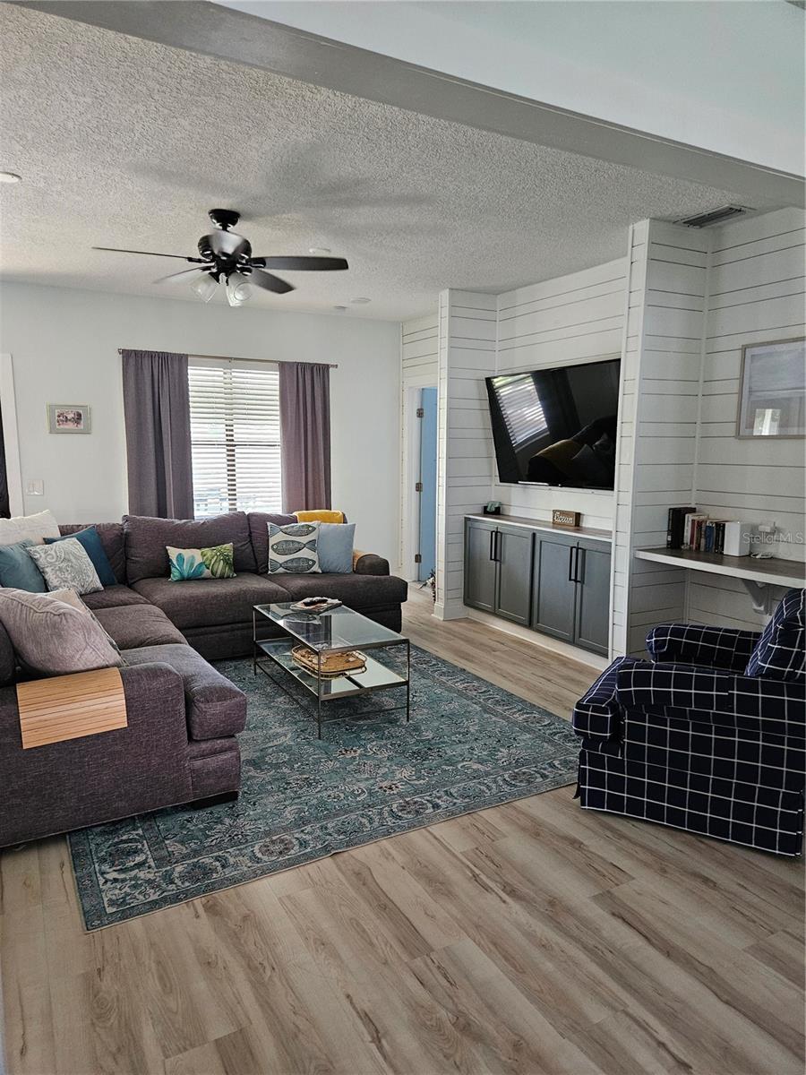 Image 9 of 31 For 42 Menendez Road