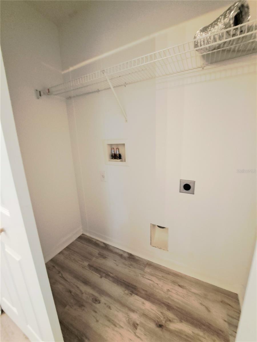 Image 11 of 30 For 10 Lincoln Place