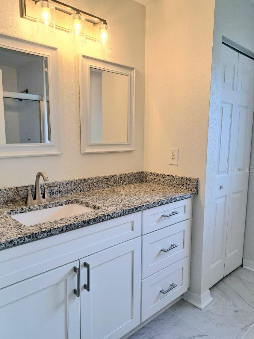 Image 18 of 30 For 10 Lincoln Place