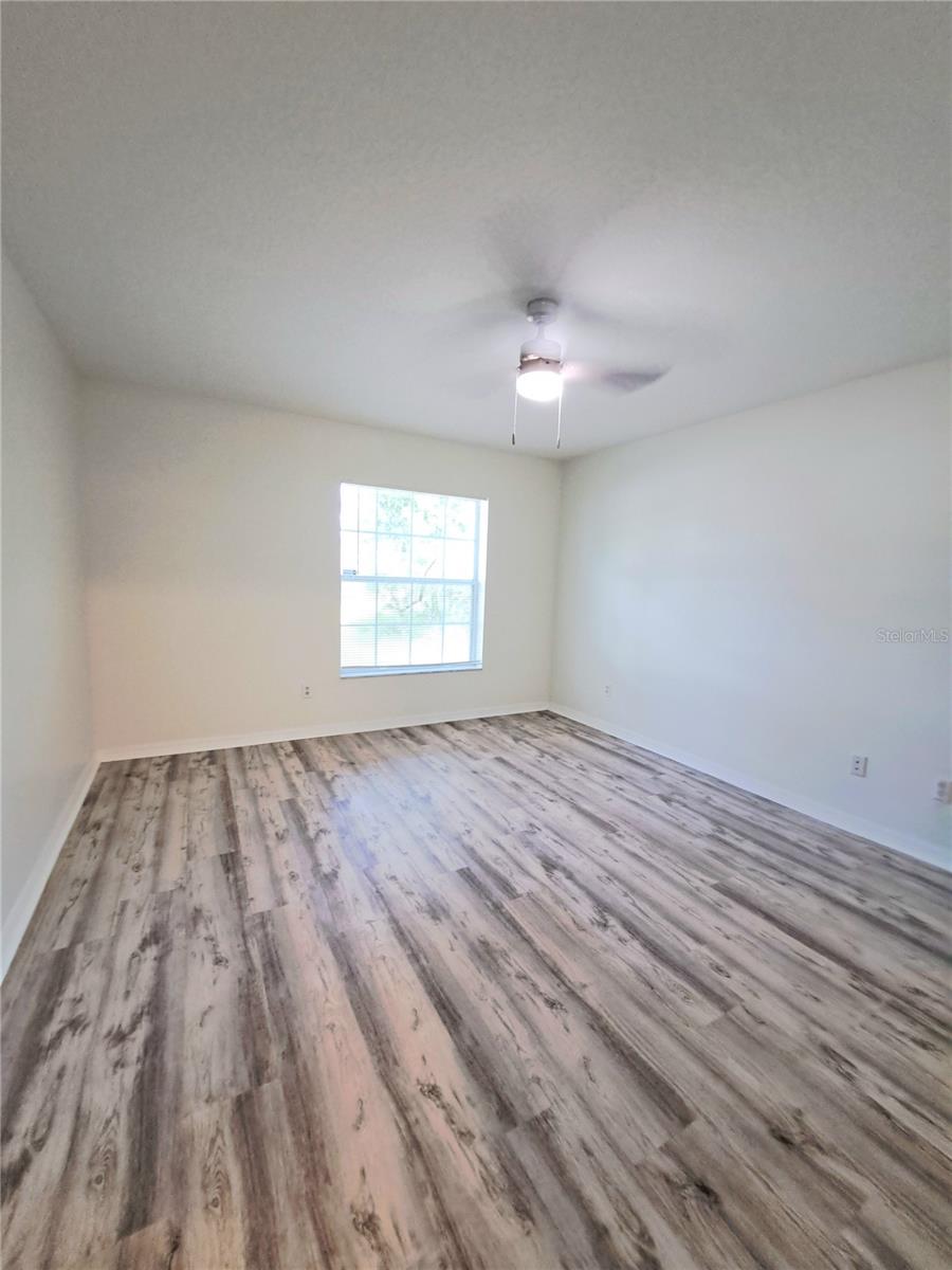 Image 20 of 30 For 10 Lincoln Place