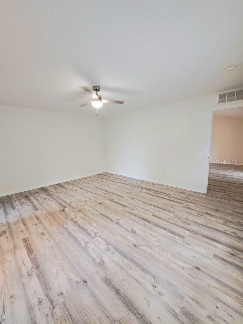 Image 23 of 30 For 10 Lincoln Place