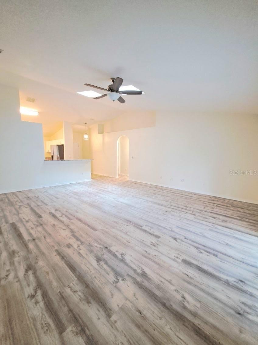 Image 3 of 30 For 10 Lincoln Place