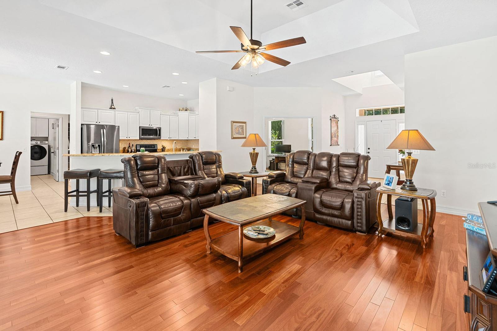 Image 32 of 60 For 802 Hamilton Drive