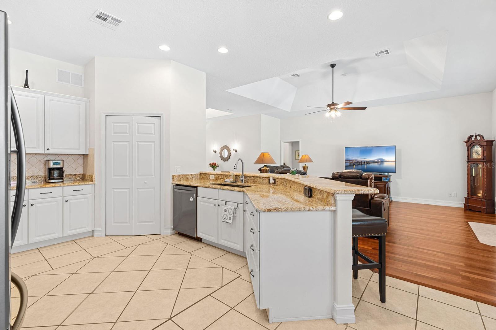 Image 35 of 60 For 802 Hamilton Drive