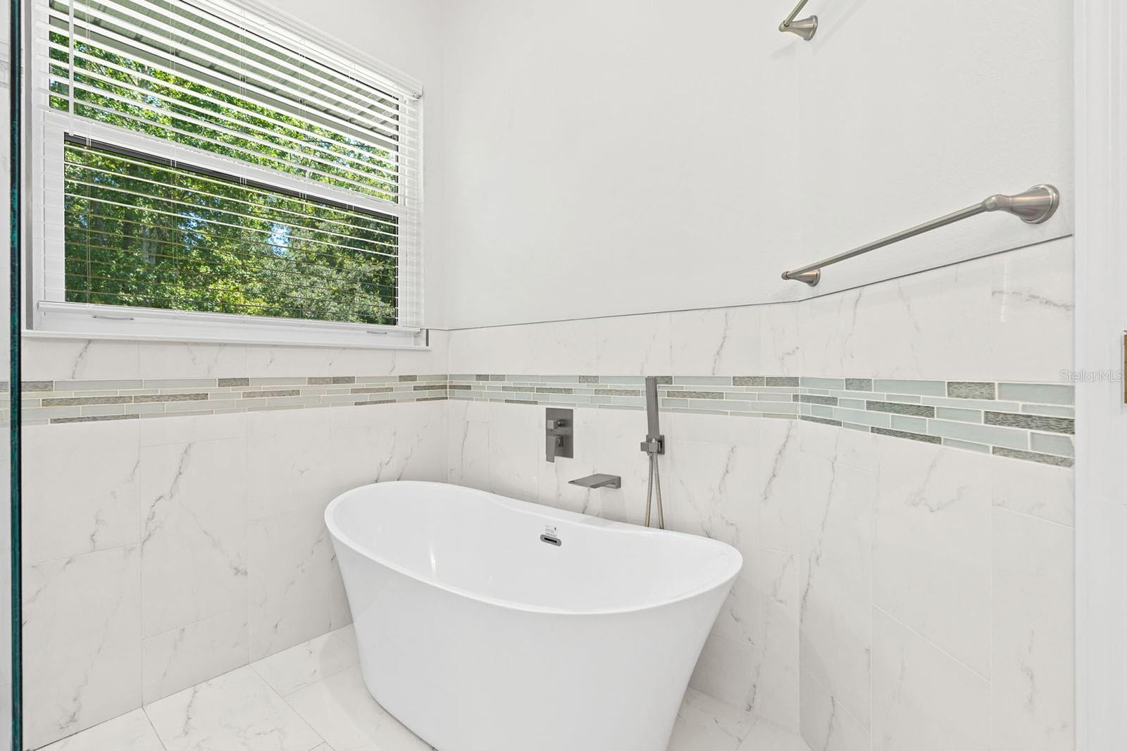Image 45 of 60 For 802 Hamilton Drive