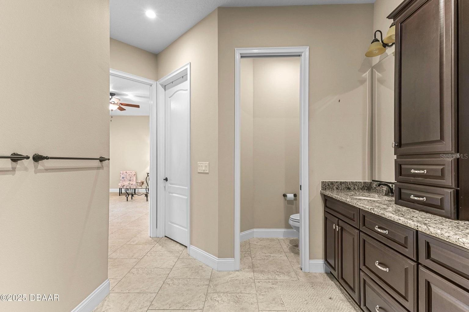 Image 32 of 50 For 3715 John Anderson Drive