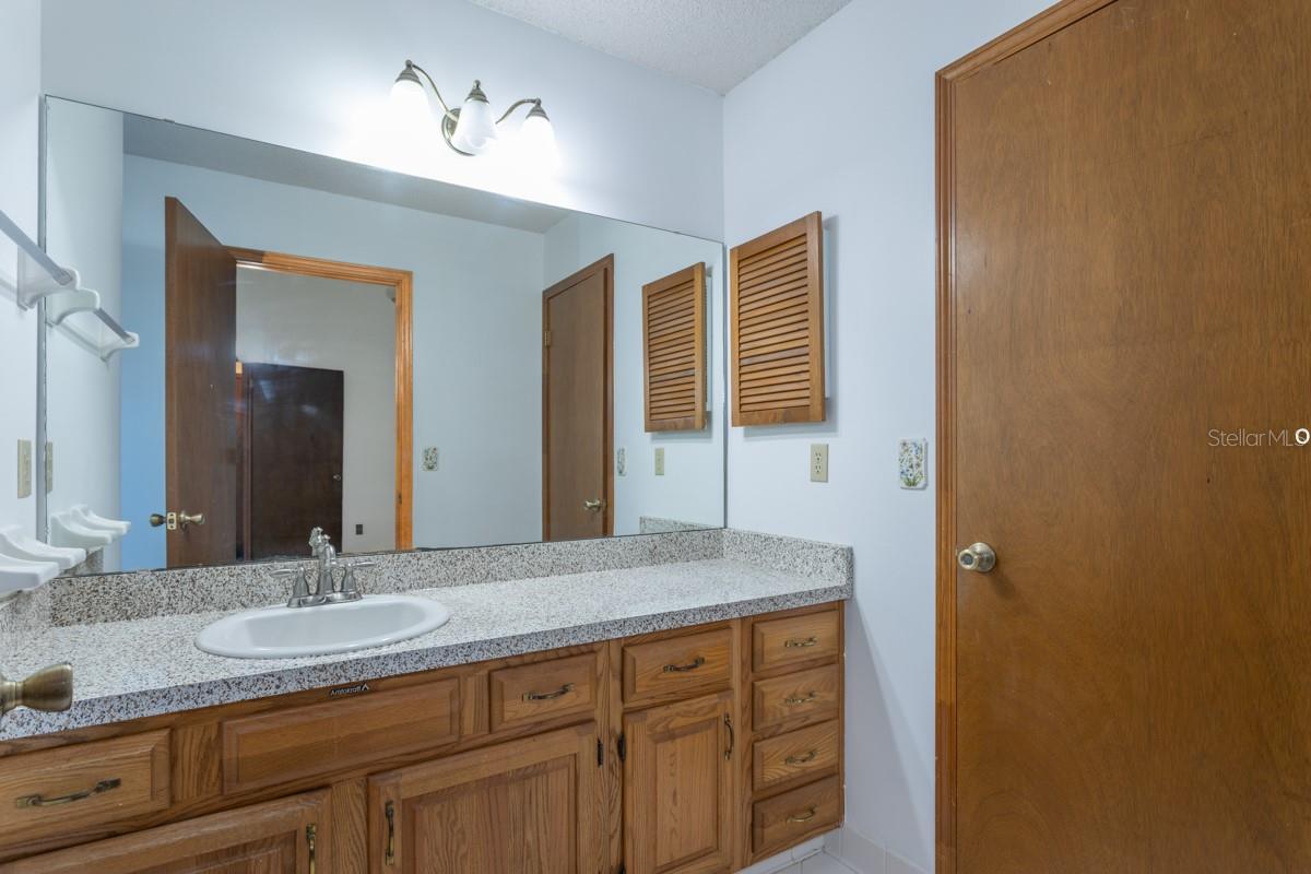 Image 20 of 48 For 14180 Hampton Fallas Drive N