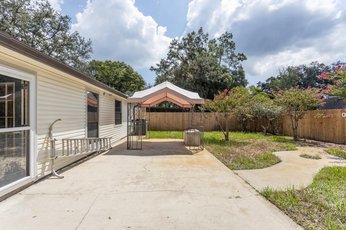 Image 30 of 48 For 14180 Hampton Fallas Drive N