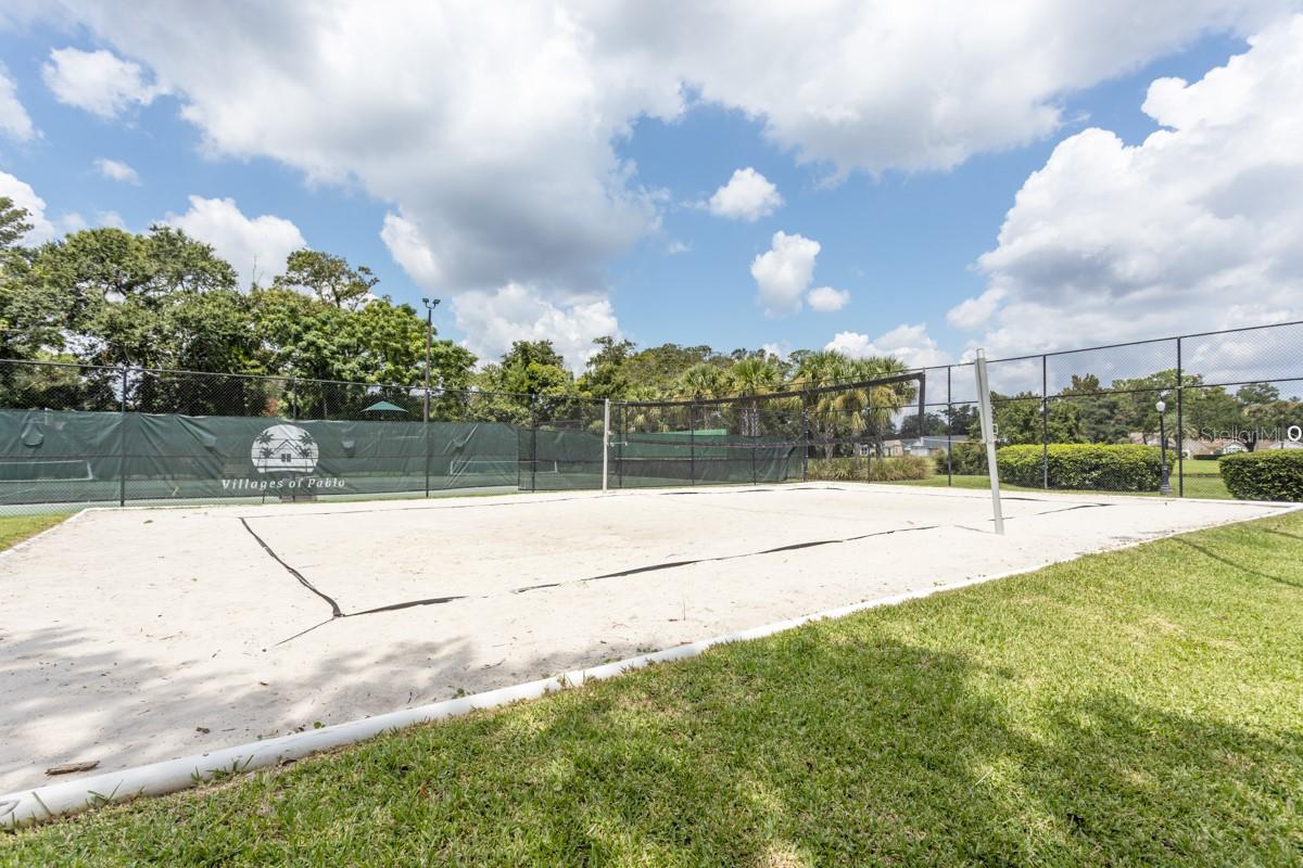 Image 42 of 48 For 14180 Hampton Fallas Drive N