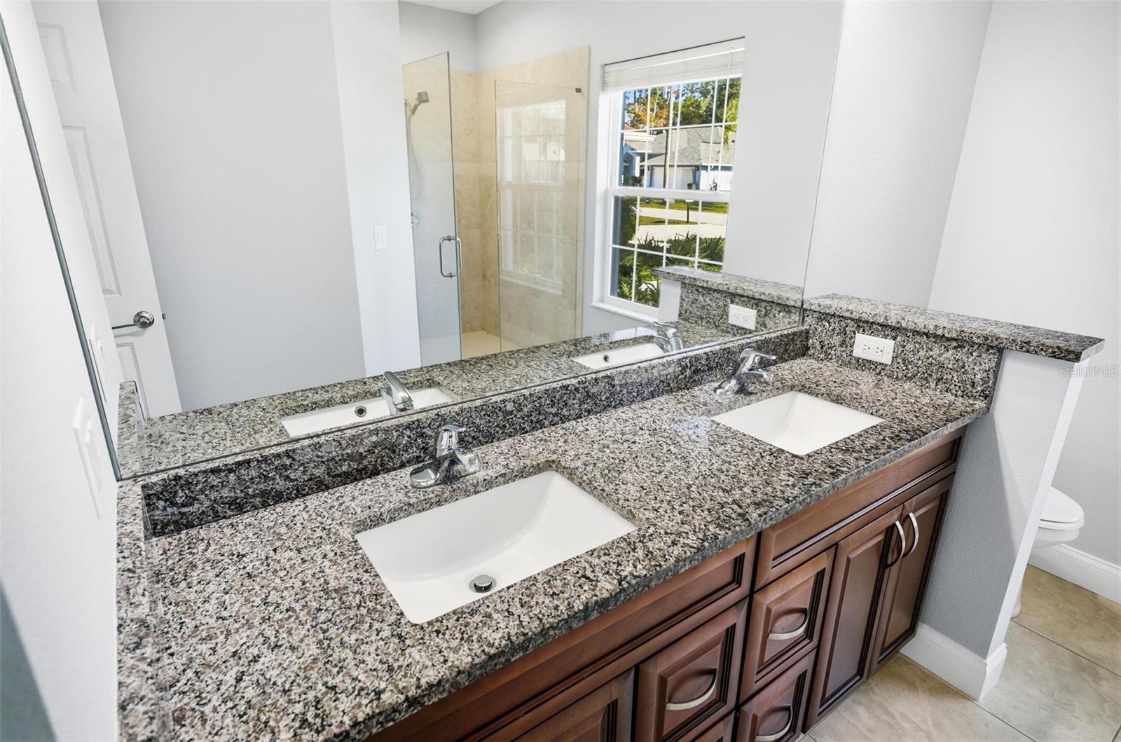 Image 36 of 86 For 13 Winchester Place