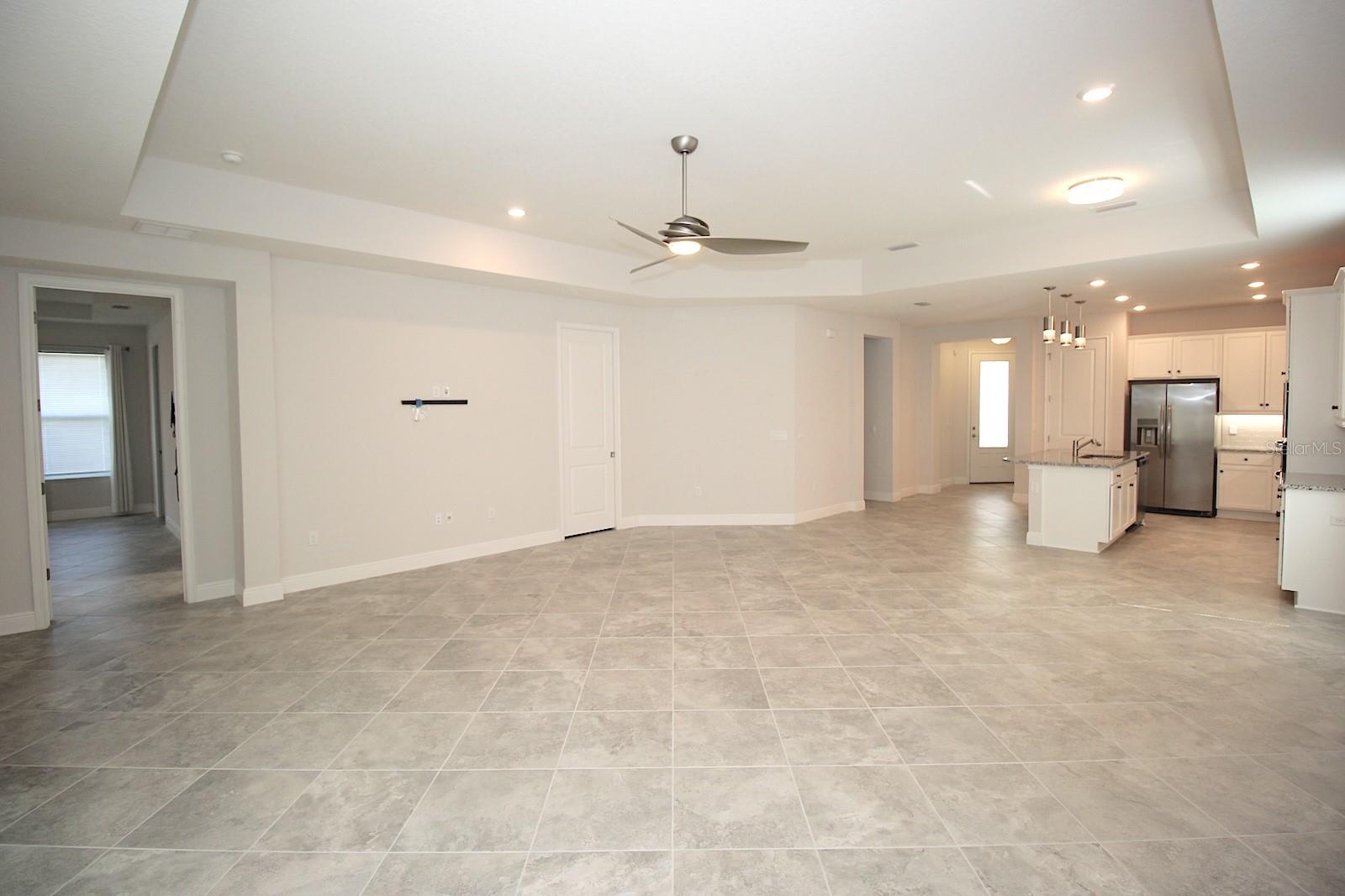 Image 37 of 73 For 109 Huntington Place